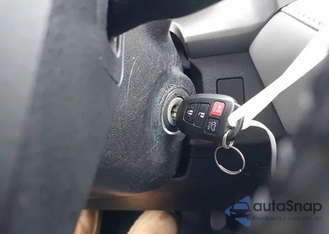 2016 Toyota Rav4 Xle из США, поврежденный, VIN JTMRFREV8GJ094213